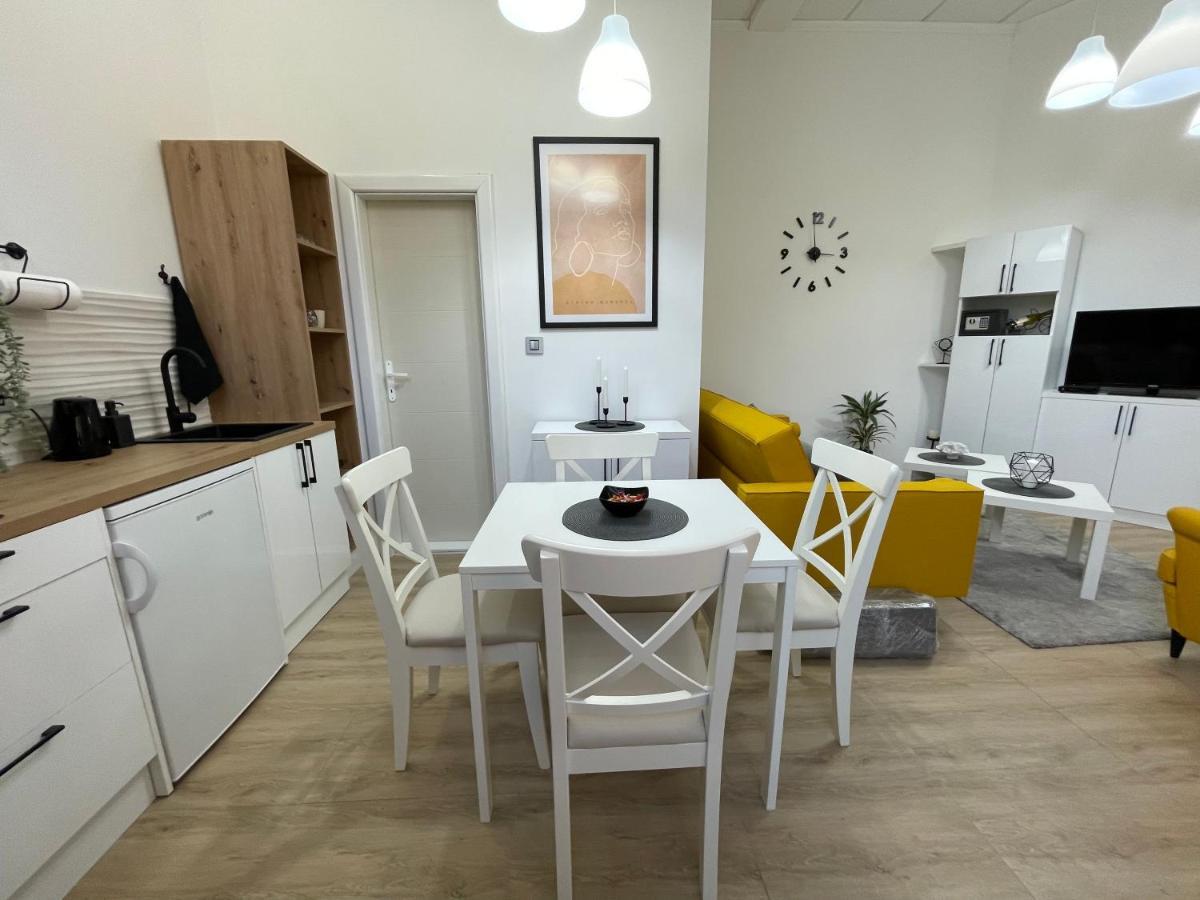 Apartments Tema Sombor Exterior foto